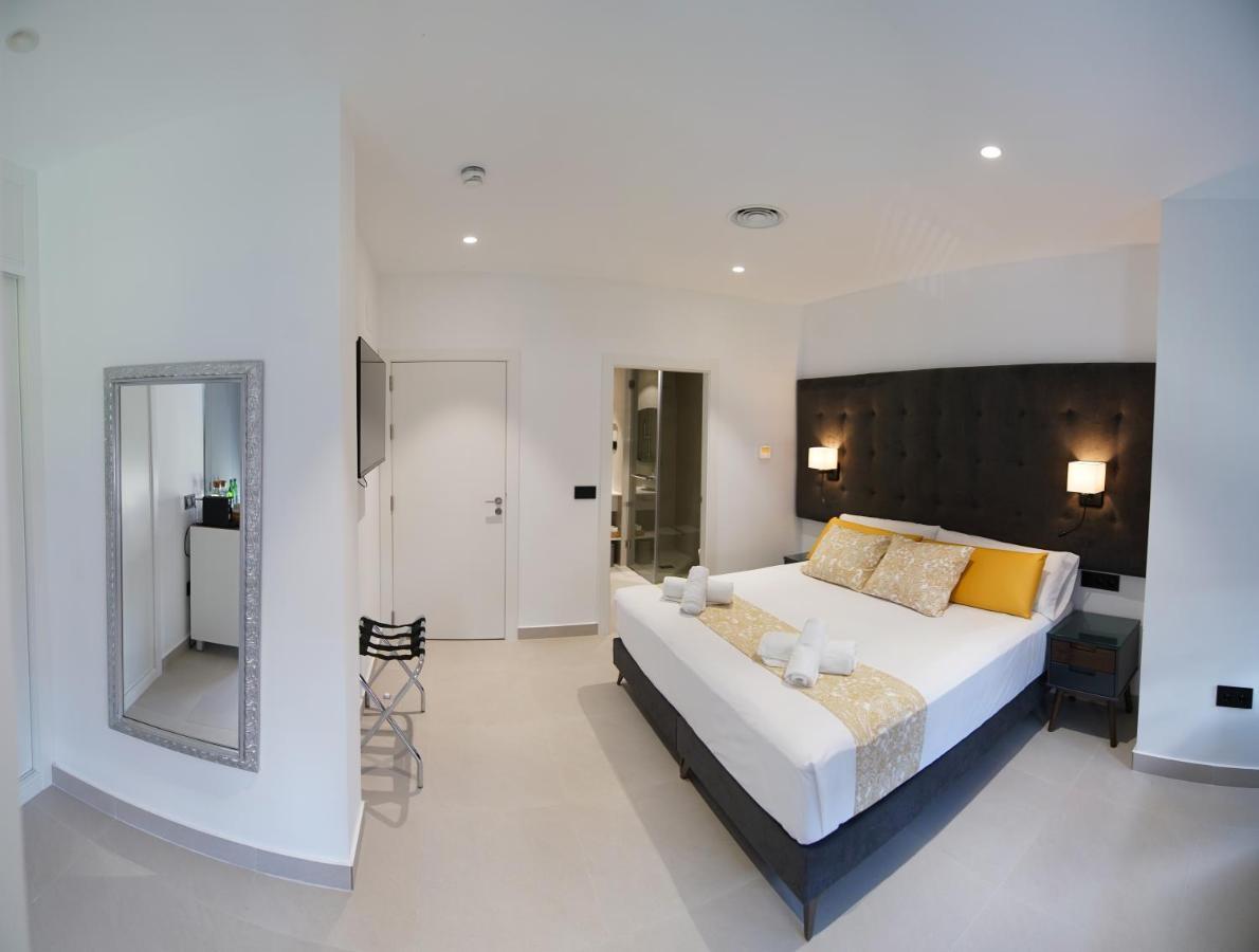 Bet Apartments - Suites Puerto Valenza Esterno foto