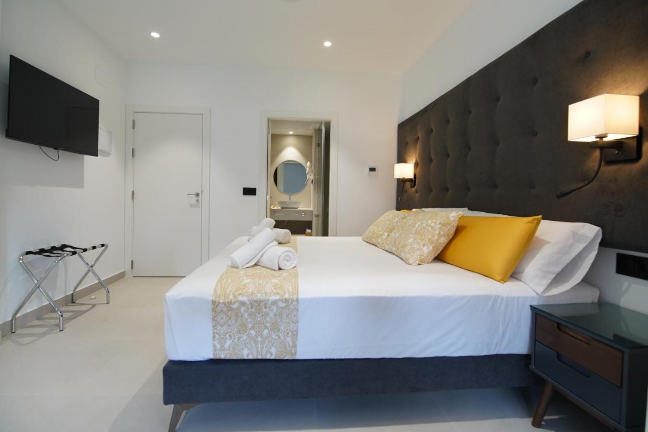 Bet Apartments - Suites Puerto Valenza Esterno foto