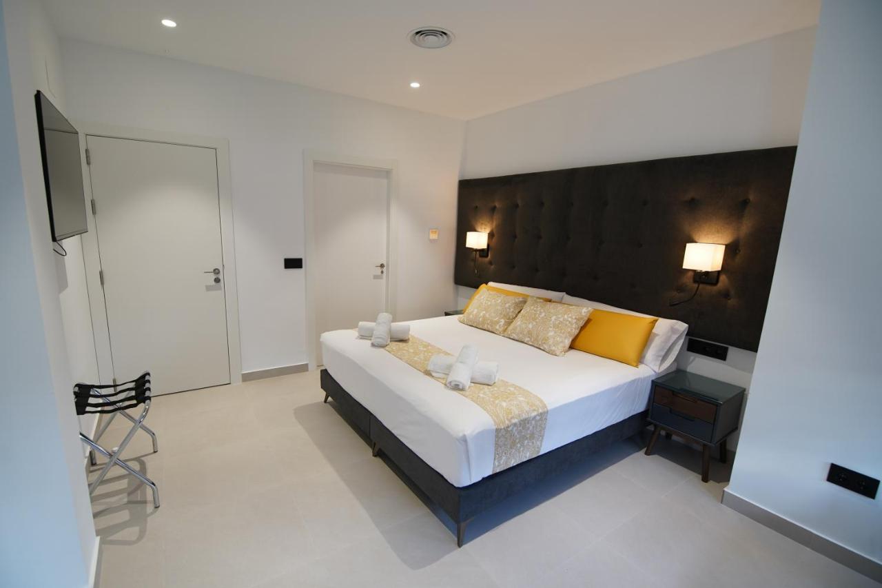 Bet Apartments - Suites Puerto Valenza Esterno foto