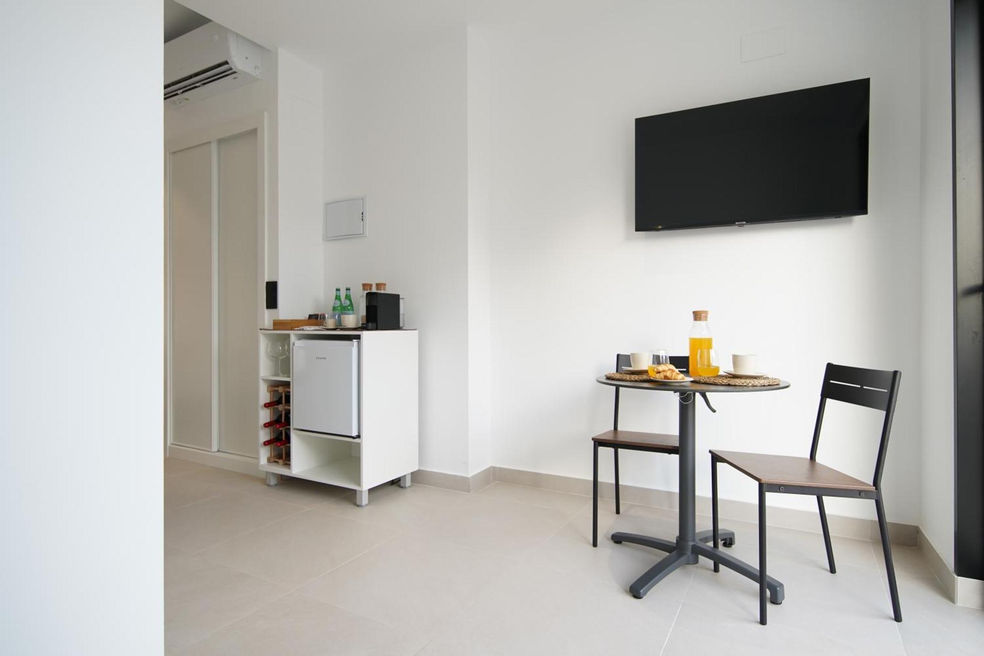 Bet Apartments - Suites Puerto Valenza Esterno foto