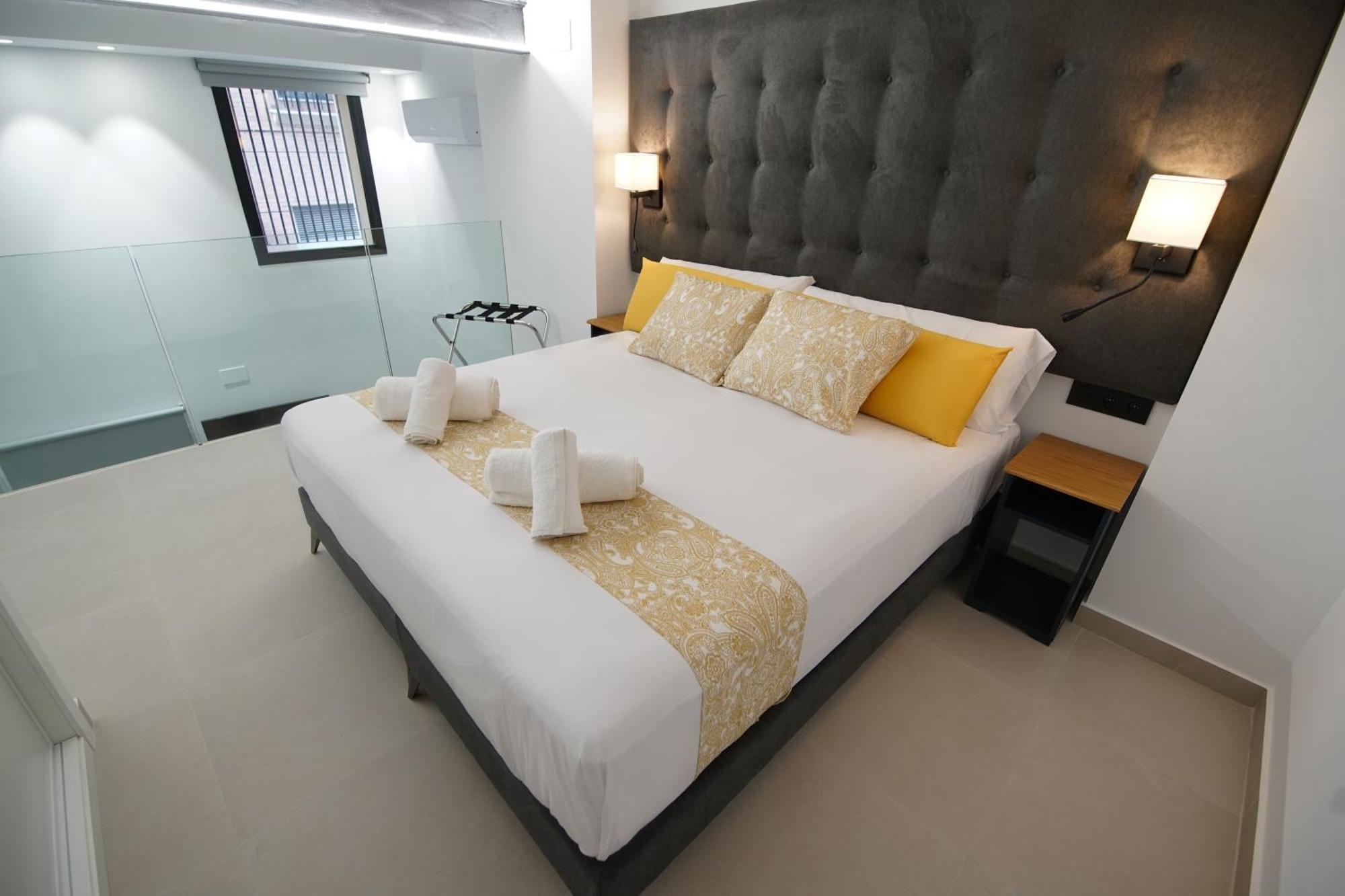 Bet Apartments - Suites Puerto Valenza Esterno foto