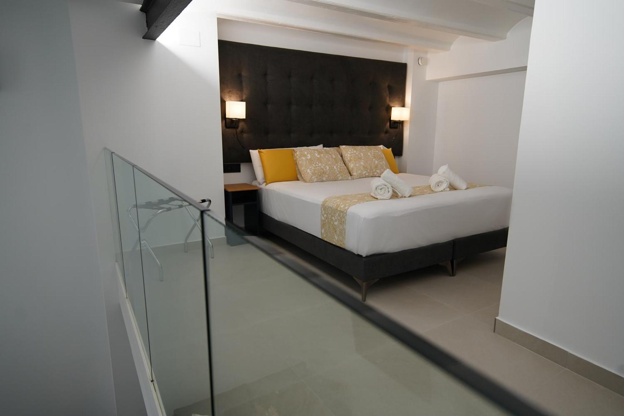 Bet Apartments - Suites Puerto Valenza Esterno foto